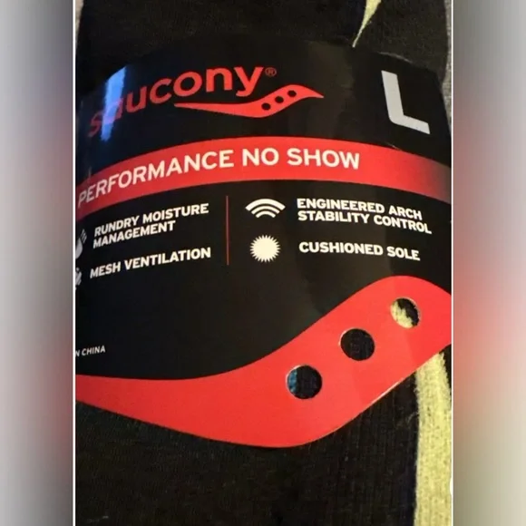 Saucony Men’s 6 Pack Mesh Ventilating Comfort Fit Black No-Show Socks NEW Size L - Picture 5 of 6